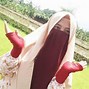 Foto Wanita Cantik Hijab Dari Belakang